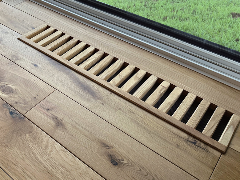 木製床ガラリ / 株式会社OKUTA