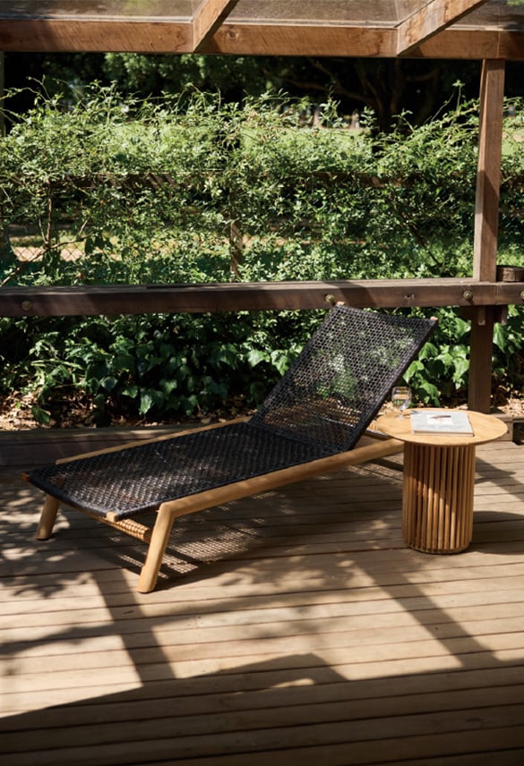 アダンファニチャー