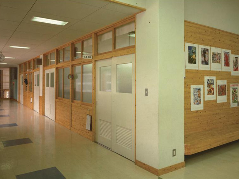 木製学校間仕切ECOLE(エコール・F)