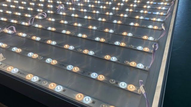 <ファブリックフレーム>スーパースリム LEDに調色機能が追加!Part2