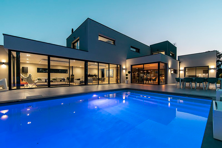 マジラインプール/マジラインジャパン