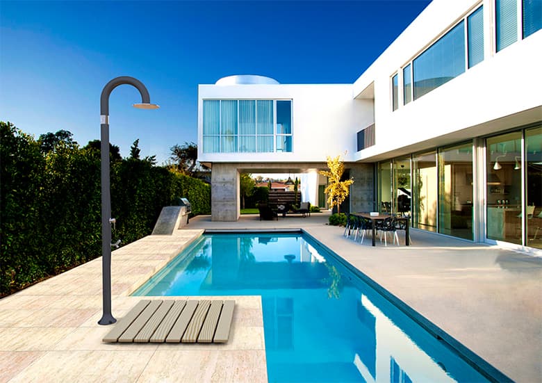 アルケマデザイン ソーラーシャワー