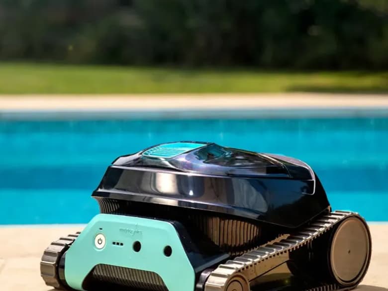 コードレス水中お掃除ロボット「ドルフィンアクアロイド」