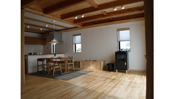 あづみの松 国産材無垢フローリング