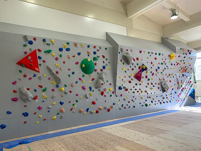 クライミングウォール