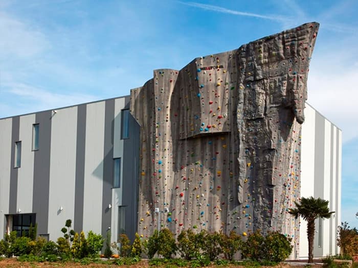 クライミングウォール