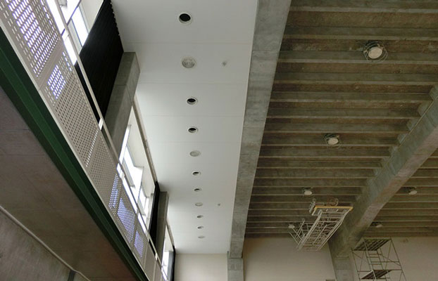 不燃膜天井/リフォジュール株式会社