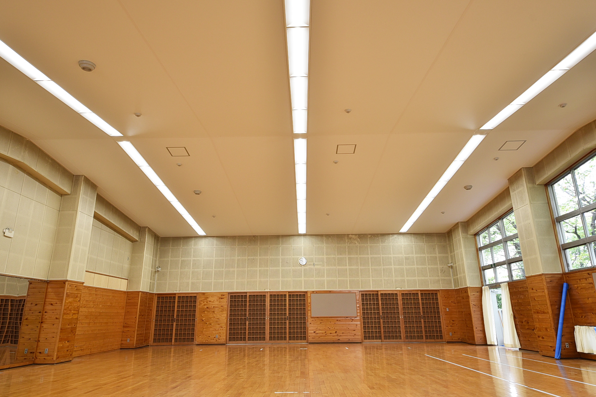 教育施設向け リフォジュール 膜天井工法