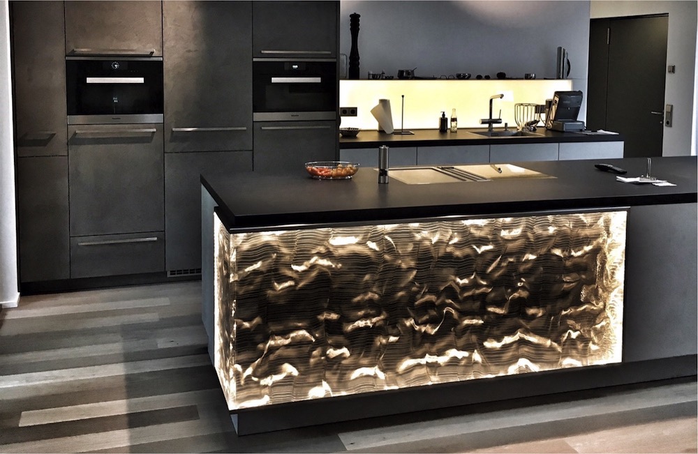 【装飾アクリルパネル「Couture Series」】