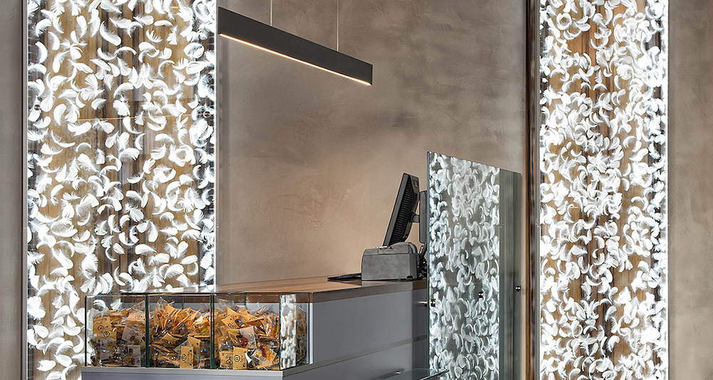 【装飾アクリルパネル「Couture Series」】