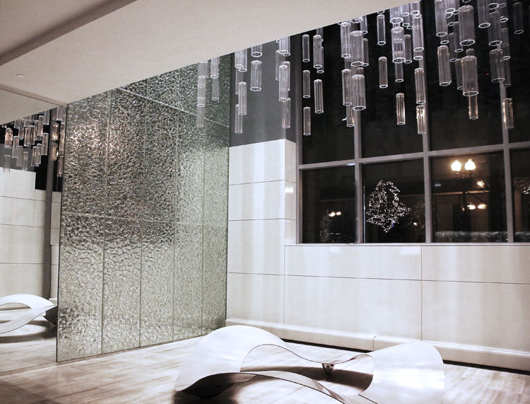 【クラックル(ひび割れ模様)ガラス】