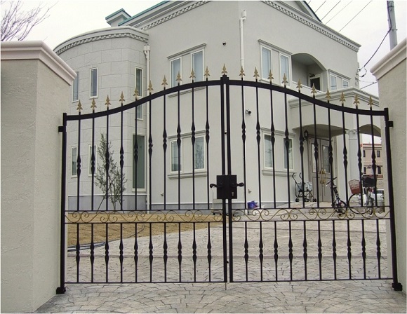 【鉄柵 ロートアイアン(鍛鉄)】