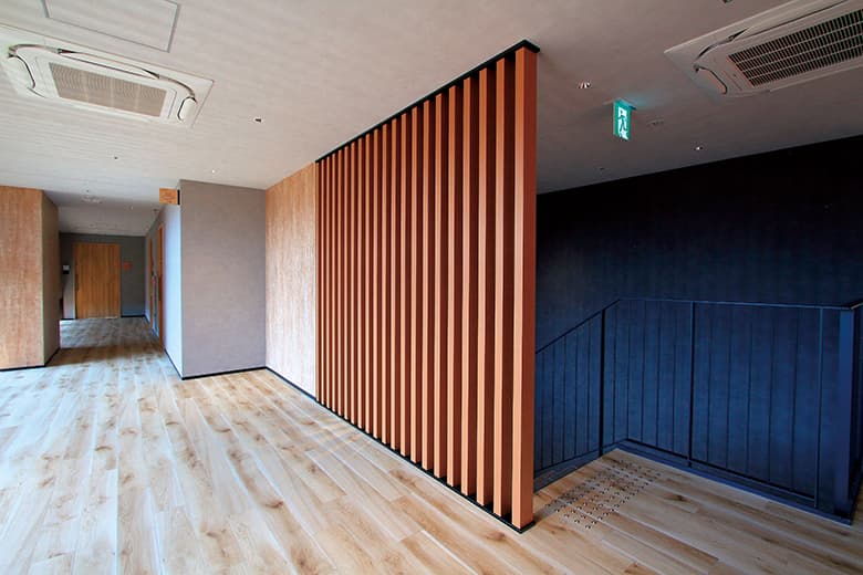 内外装 アルミルーバー【スカイフィット・アイフィット】パーティションタイプ ※ランダムピッチも対応可 ※角度付も有