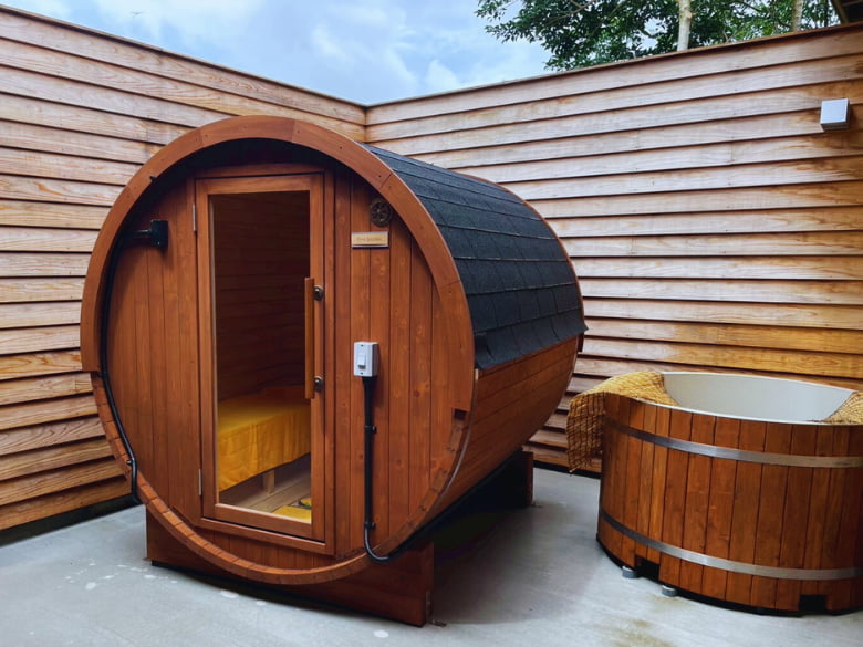 【国産檜バレルサウナ】 i – barrel Small-Long R18