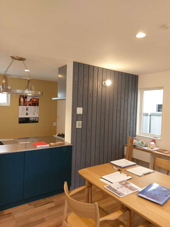 カラマツT&Tパネル