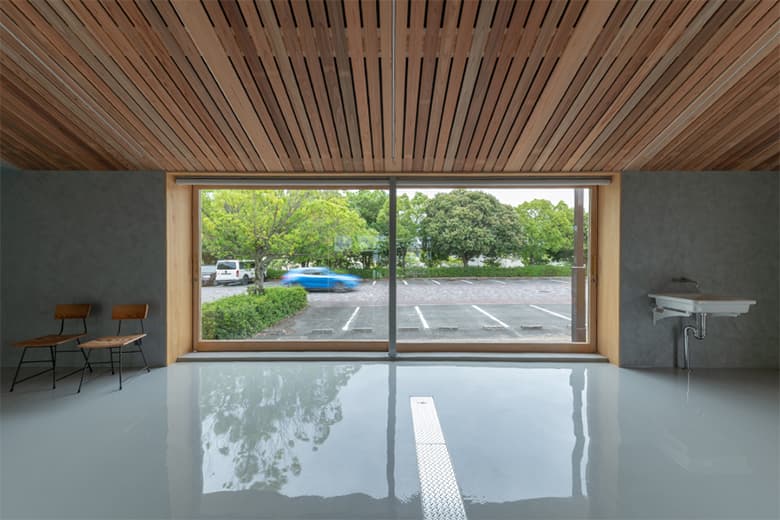 塗る亜鉛テクスチャー/ローバル株式会社