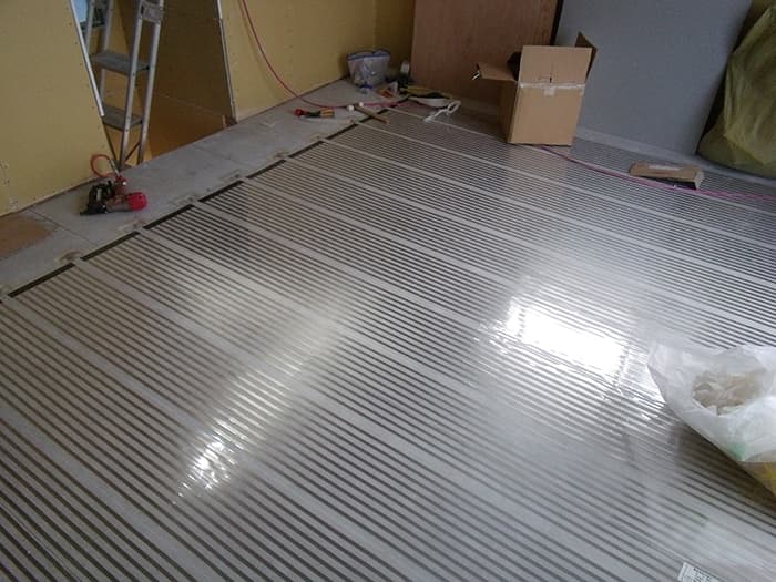 S-cut ヒーター概要(電気式床暖房)