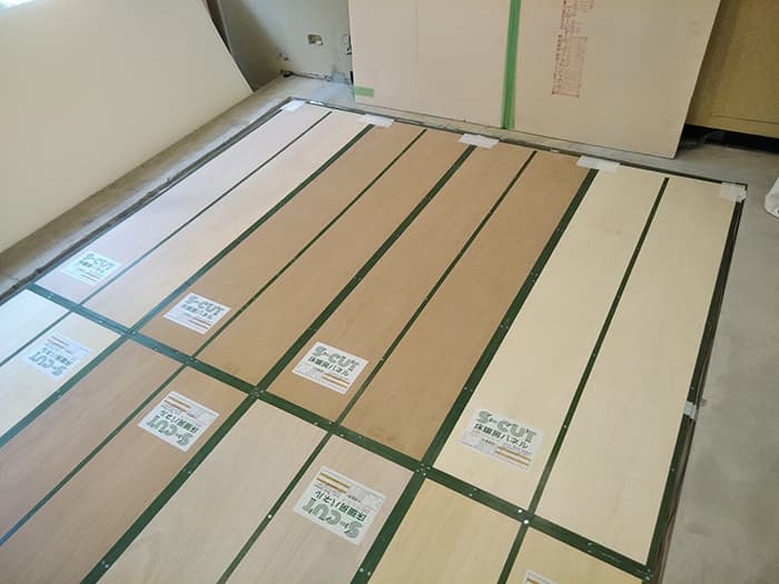 電気式超薄型ステンレス発熱体 商品カタログ