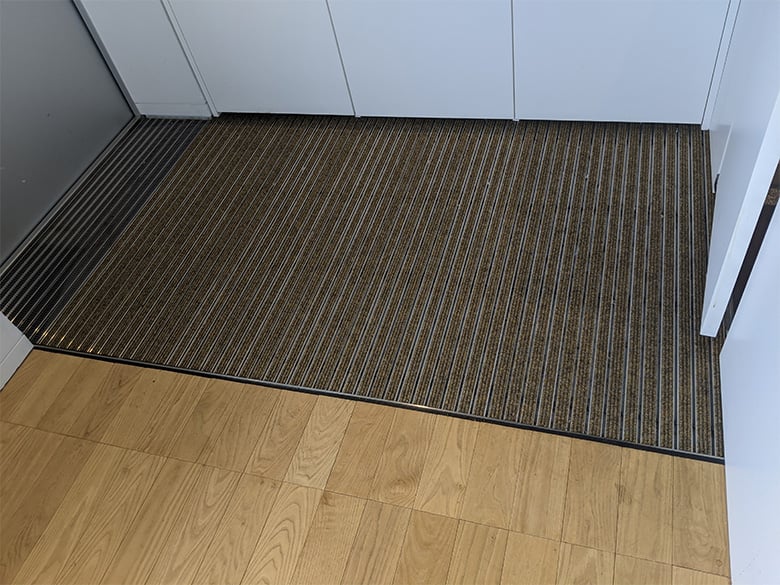 ドイツ製エントランスマット【GEGGUS(ゲグス)】