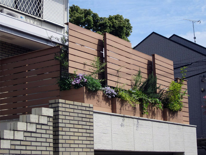 フェンス・ルーバー・機能門柱オリジナル人工木材Eee-Wood