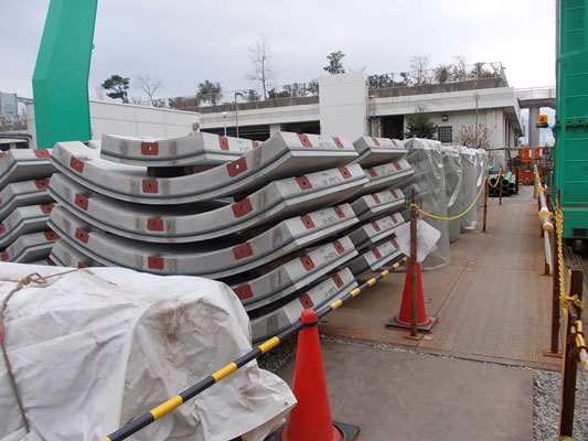 【NETIS登録番号:KT-180085-A】セグメントカバー【マク助】