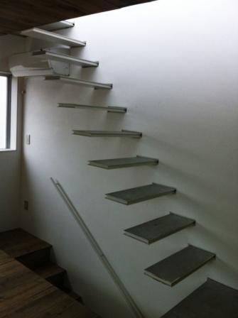 オリジナル金属階段