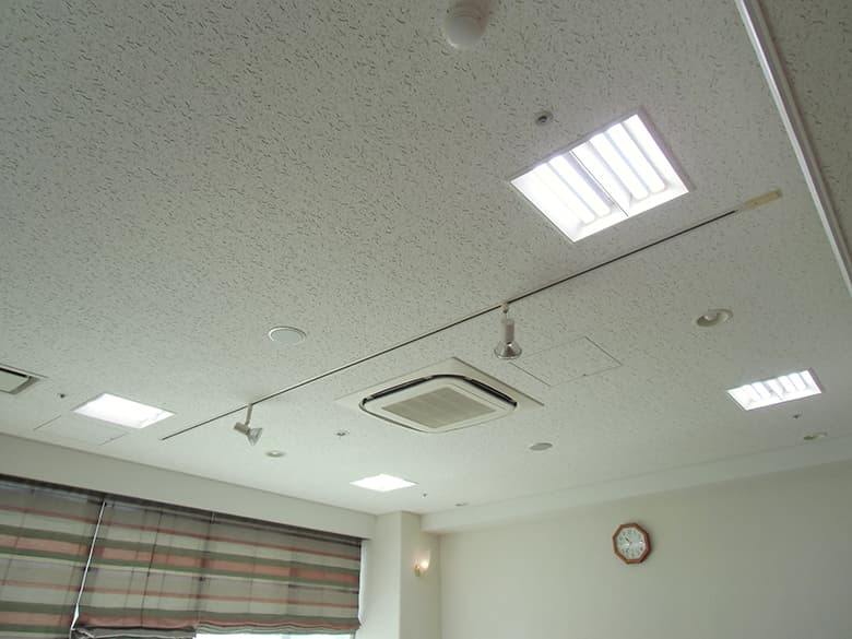 純国産LED照明【コンパクト型(FPL/FHPタイプ)】/桜総業株式会社