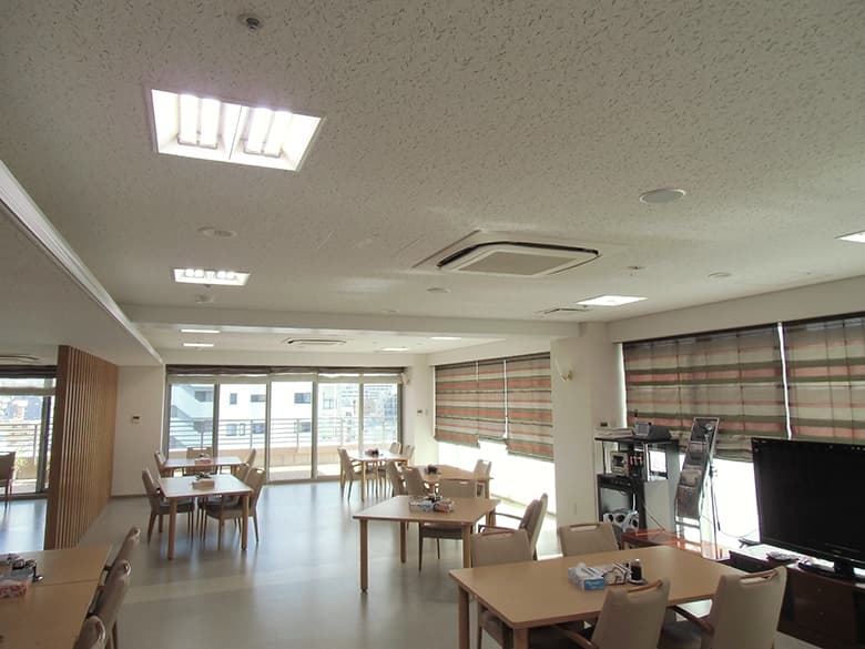 純国産LED照明【コンパクト型(FPL/FHPタイプ)】/桜総業株式会社