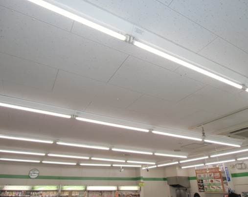 ハイブリッド光触媒コーティング 調光型抗菌LEDランプ