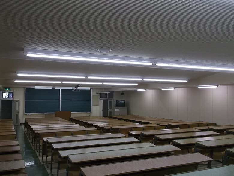 ハイブリッド光触媒コーティング 調光型抗菌LEDランプ