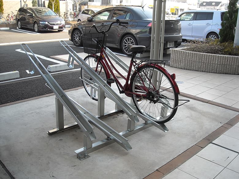 サイクルラック(NT-SRK型傾斜式)/サンキン株式会社