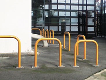 【スチール・ステンレス製】車止め(メドーマルク)