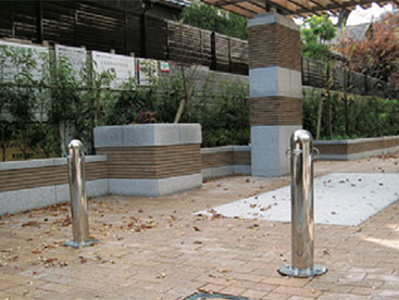 【スチール・ステンレス製】車止め(メドーマルク)