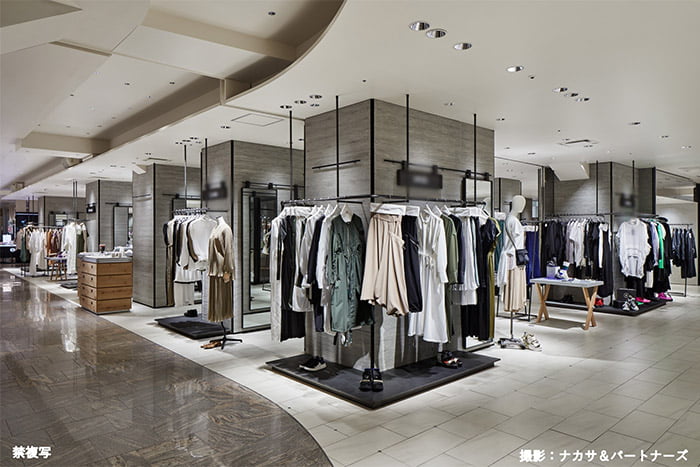 コンクリートアートシリーズ【杉板浮造り調デザイン・パネル工法】