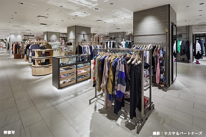 コンクリートアートシリーズ【杉板浮造り調デザイン・パネル工法】