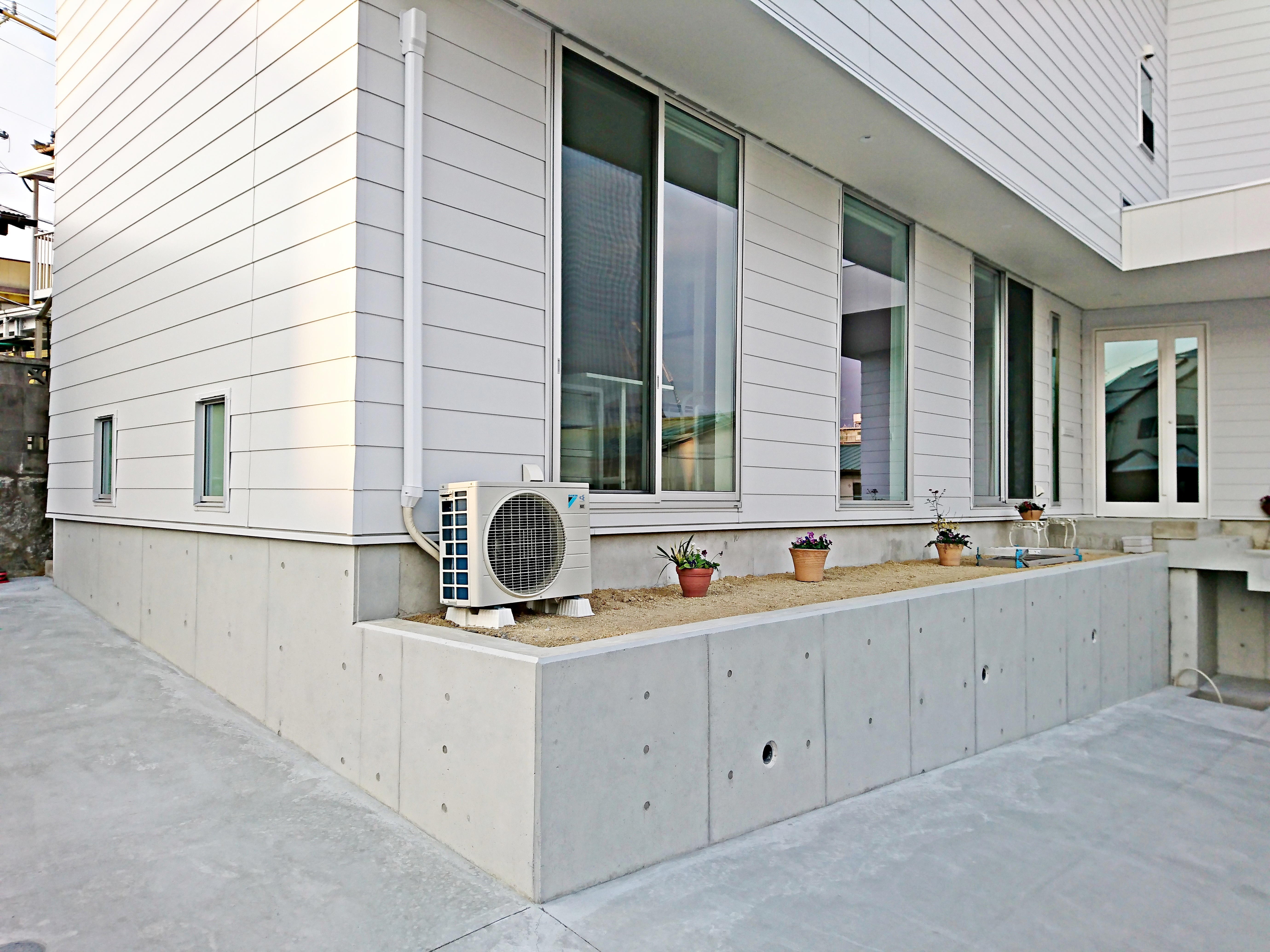 コンクリートアートシリーズ<br>
【コンクリート打ち放し 化粧施工】