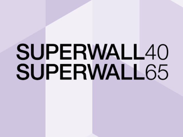 三和の天井収納型電動間仕切「スーパーウォール」