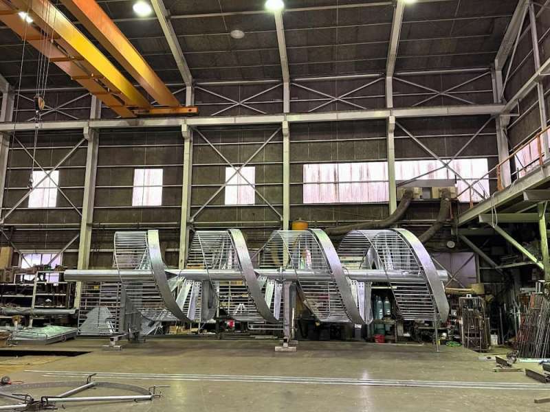 内側ステップ付避難用すべり台 / 山陽建工株式会社