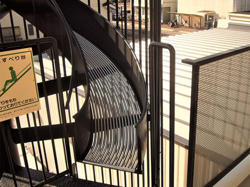 避難用すべり台 スカイダー SL-CN / SL-SN