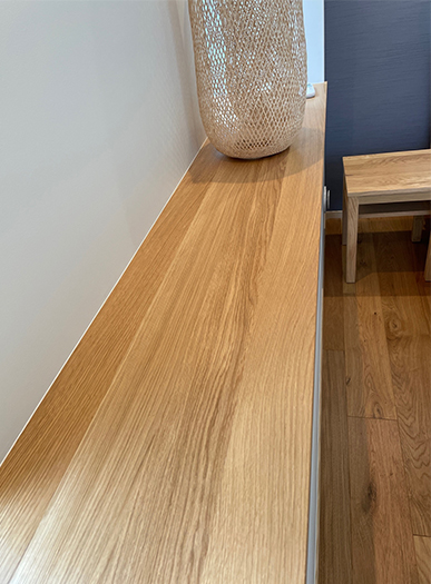 別注カウンター、窓枠、ドア枠