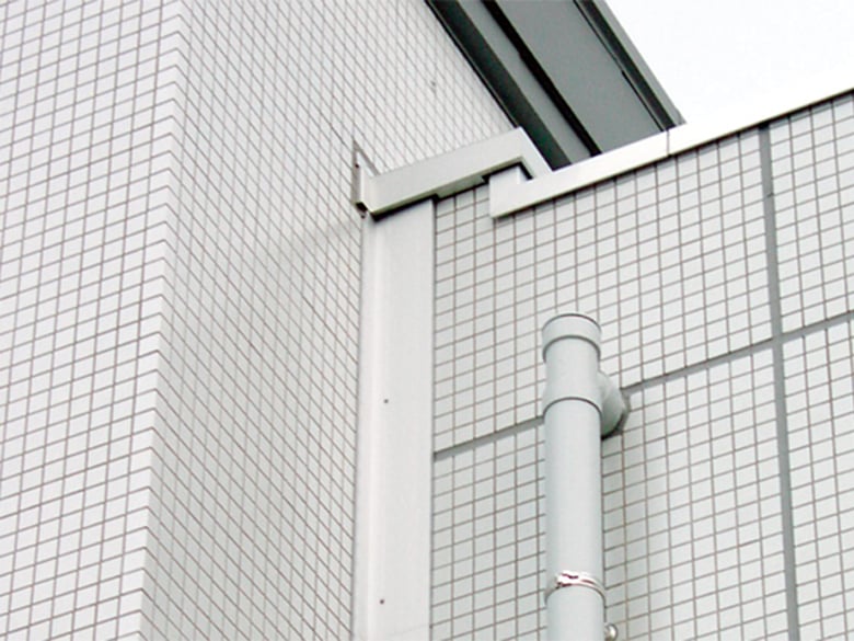 耐震構造用エキスパンションジョイントカバー