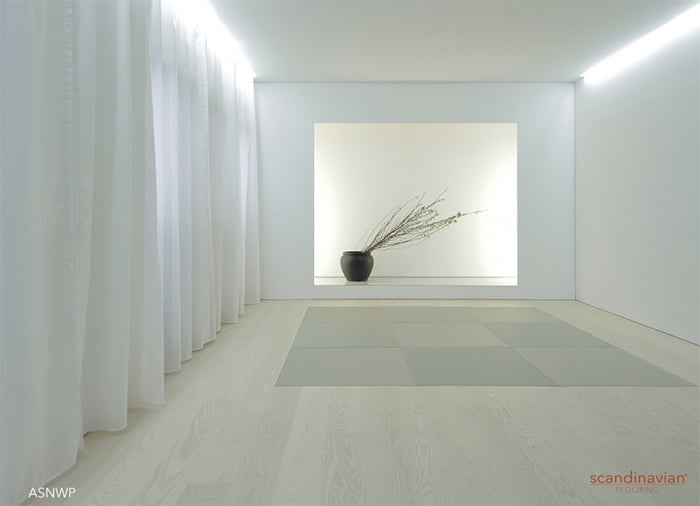 プランク アッシュ-ホワイトオイル仕上げ/スカンジナビアンハウジング株式会社