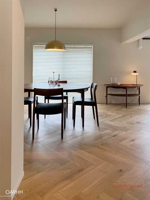 プランク オーク-ラスティック/ヘリンボーン スカンジナビアンラッカーHT仕上げ/スカンジナビアンハウジング株式会社