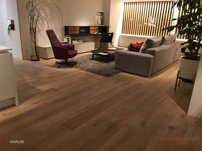 ワイドプランク オーク-ラスティック/無塗装/スカンジナビアンハウジング株式会社