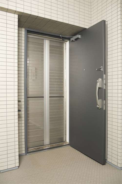 ドア用 Wind Screen 【リリーブ】