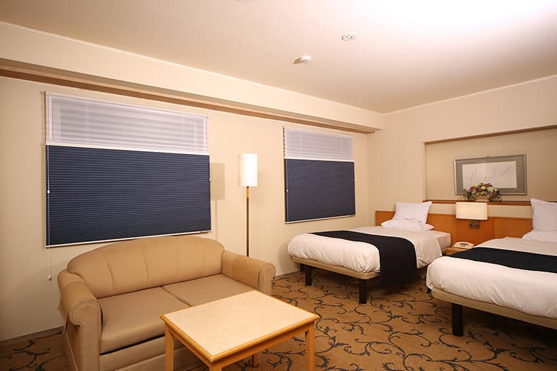 ハニカム・サーモスクリーン ライト 防炎遮光タイプ/セイキ販売株式会社