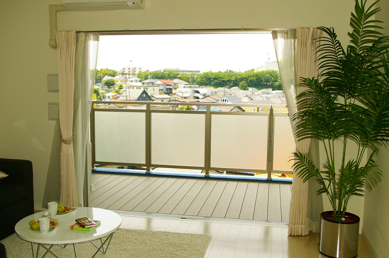 ハイブリッド建材【合成木材】