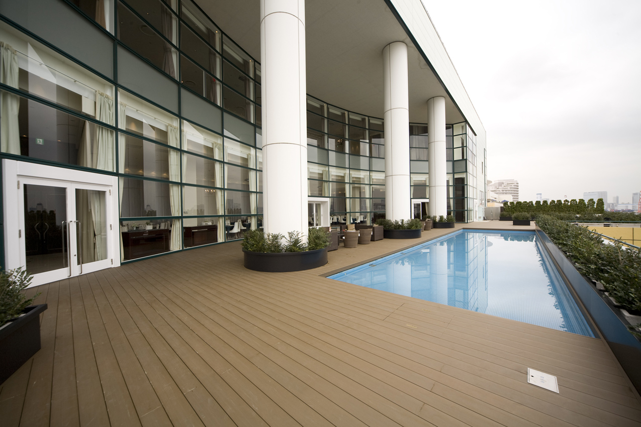 ハイブリッド建材【合成木材】