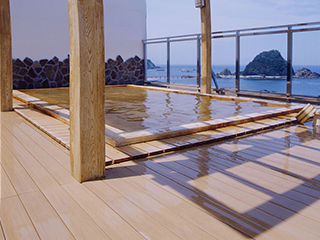 ハイブリッド建材【合成木材】