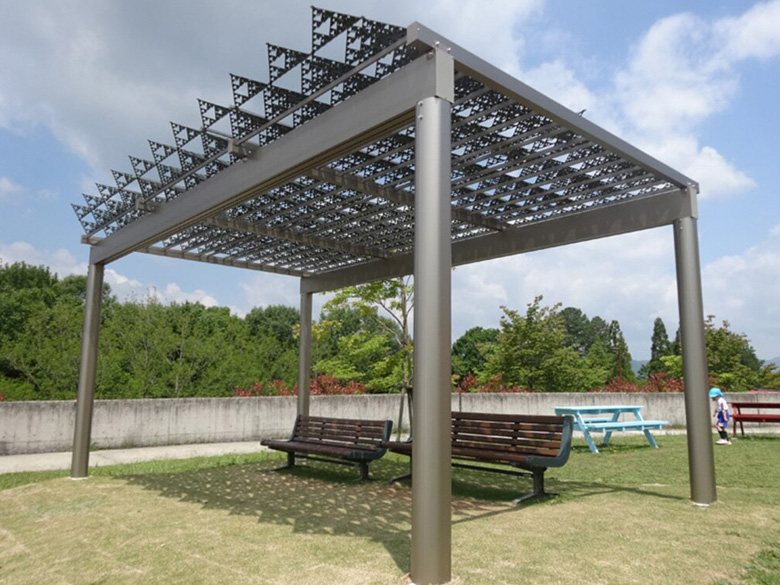 フラクタル日よけ「エアリーシェード」